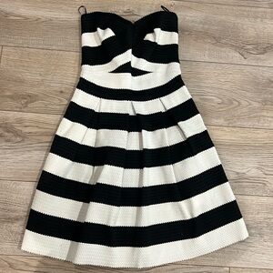 Express dress size small